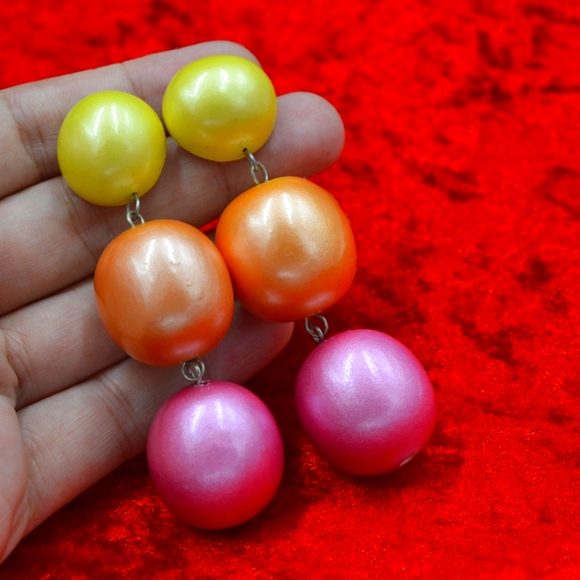 Earrings Big Pastel Balls Early 1990s Canada - Picture 2 of 6